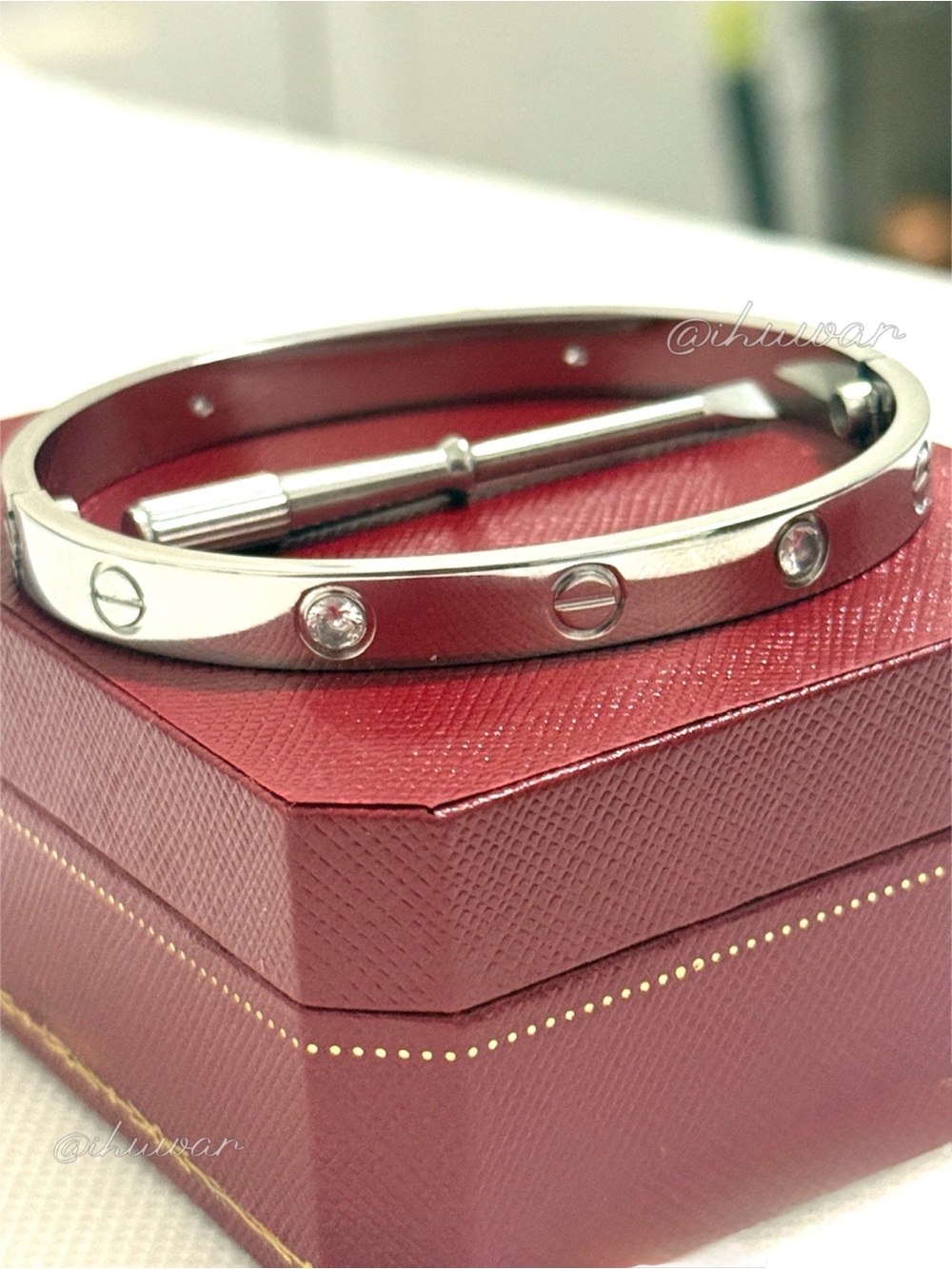 New Silver Stainless Steel Diamond Screw Motif Unisex Bangle & Screwdriver - Picture 2 of 8